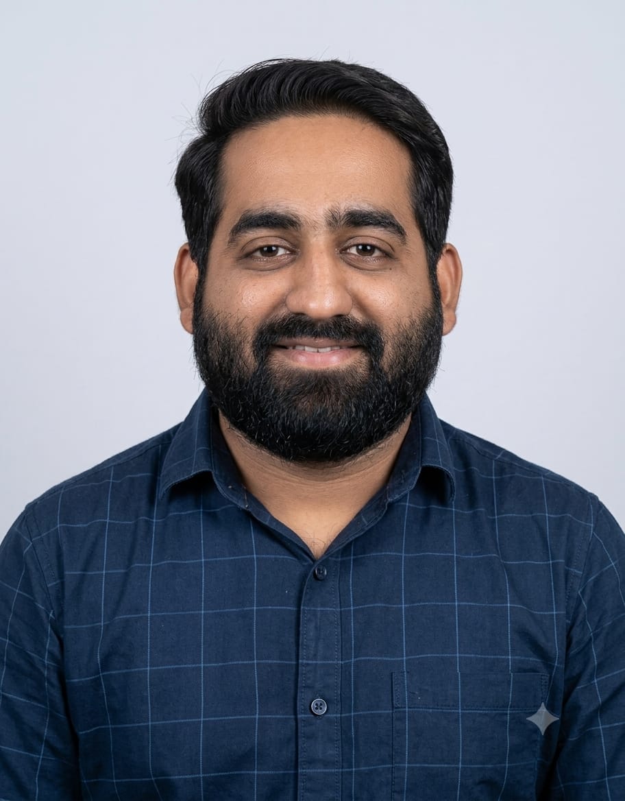 Ketan Bhojwani, Founder and Director of Top Rank Tutors
